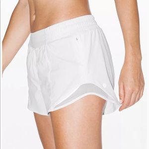 Lululemon Hotty hot short 4”